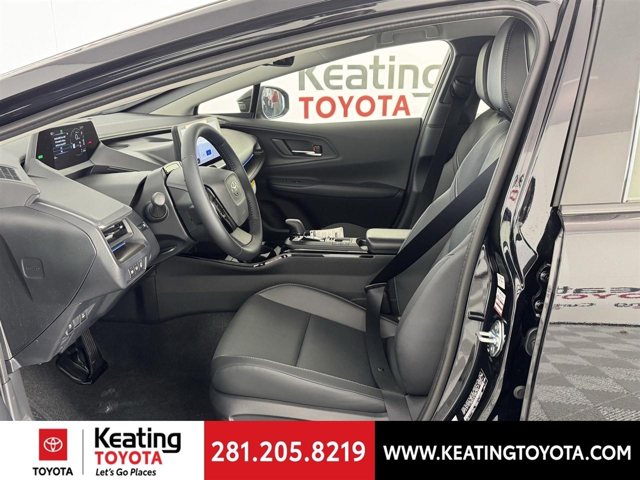 Toyota Prius Plug-In Hybrid Nightshade 2026