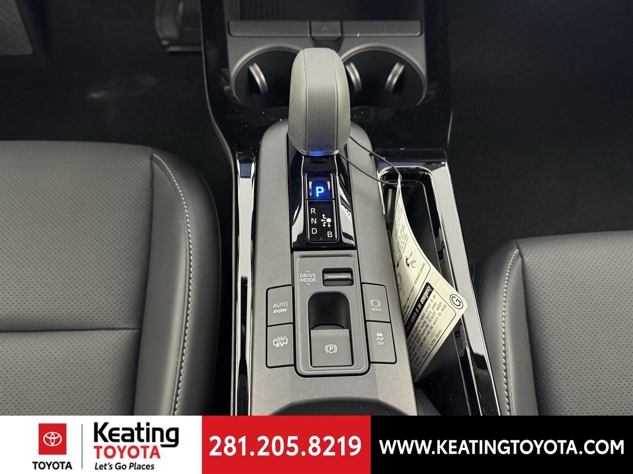 Toyota Prius Plug-In Hybrid Nightshade 2026