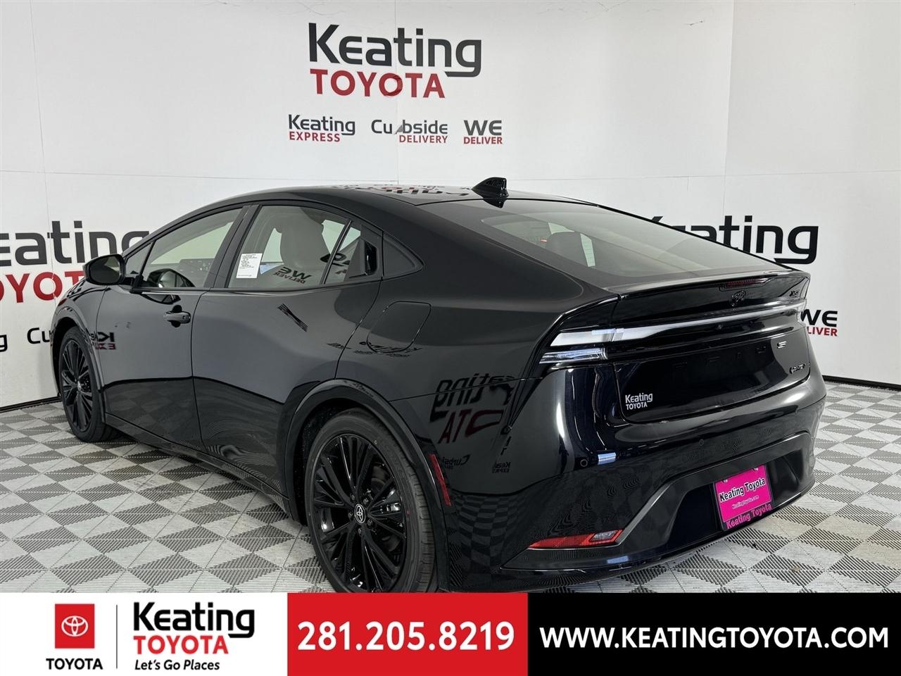 Toyota Prius Plug-In Hybrid Nightshade 2026