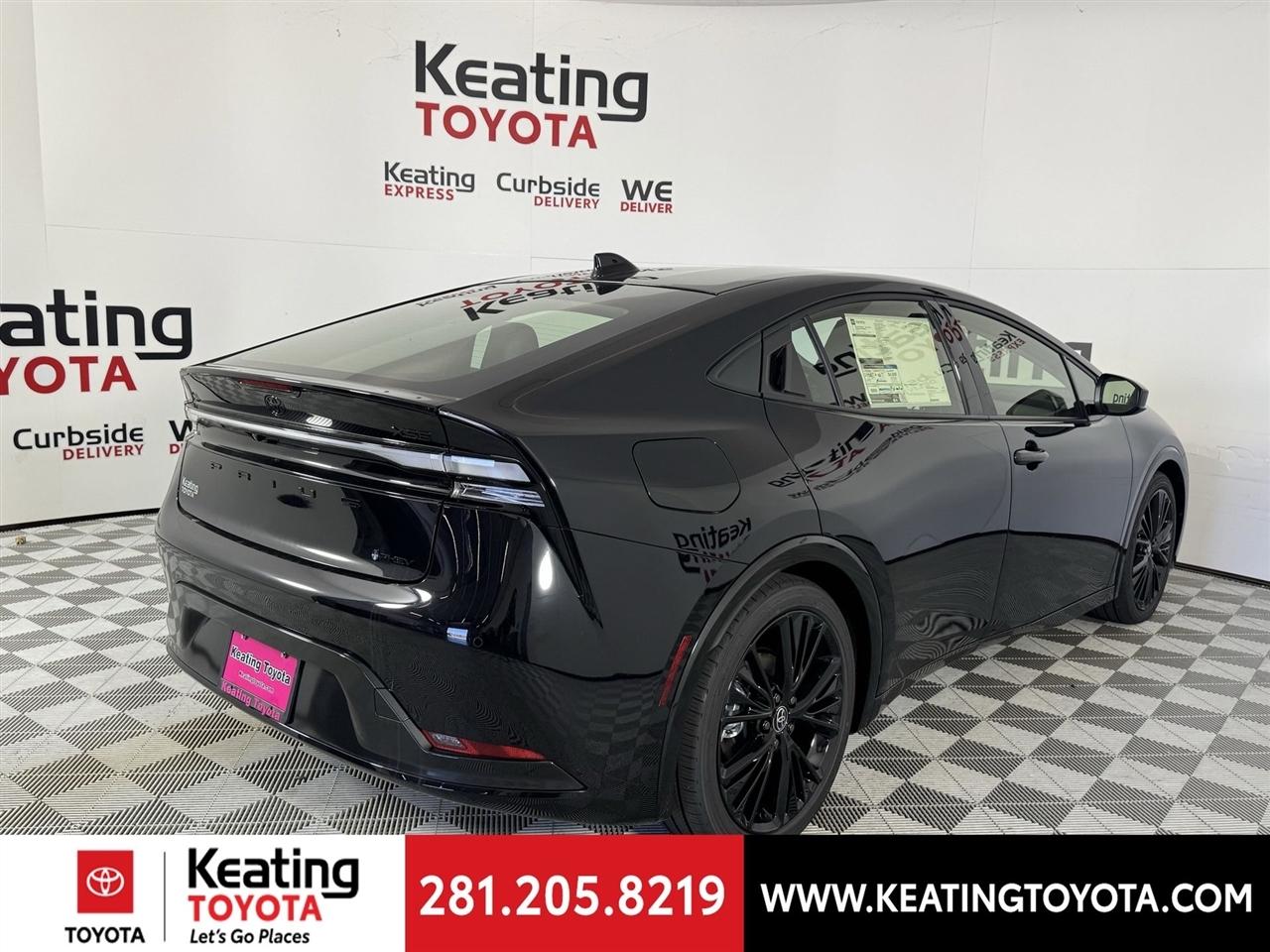 Toyota Prius Plug-In Hybrid Nightshade 2026