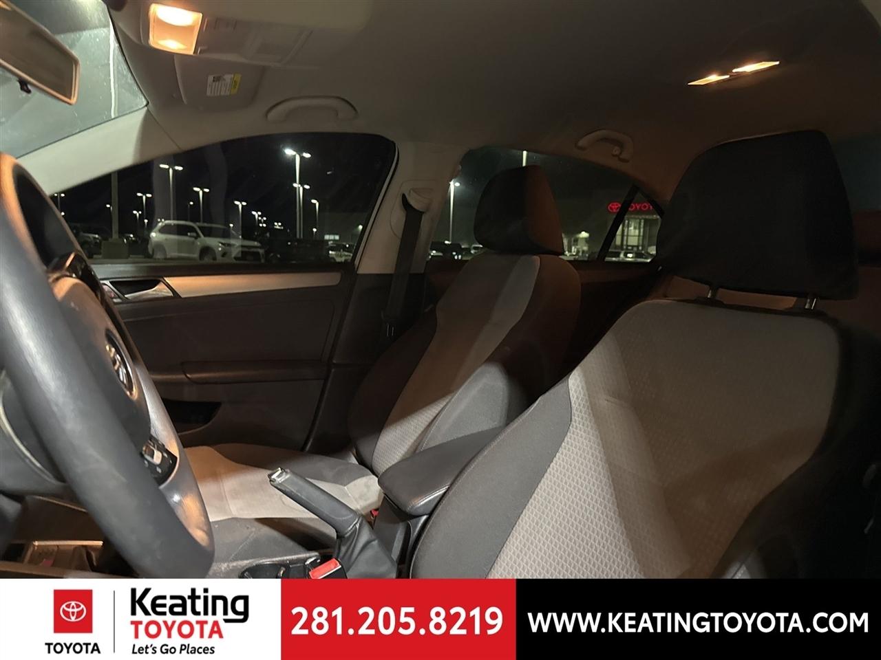 Volkswagen Jetta 1.4T S 6A 2017