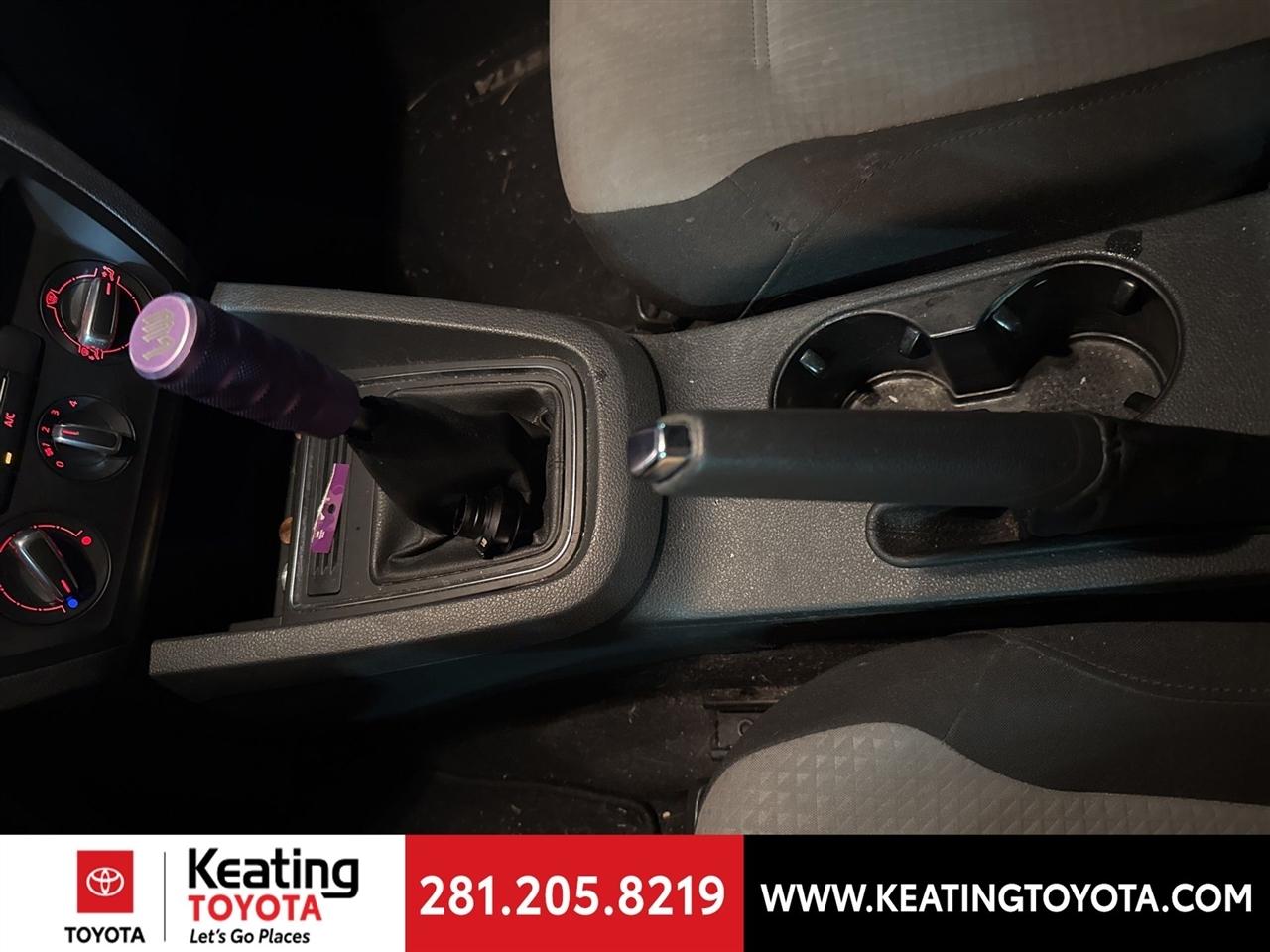 Volkswagen Jetta 1.4T S 6A 2017