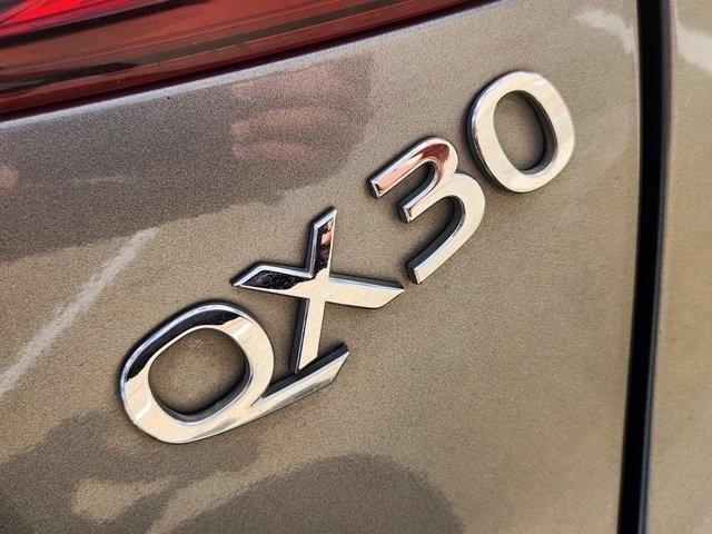 Infiniti QX30 Base 2018