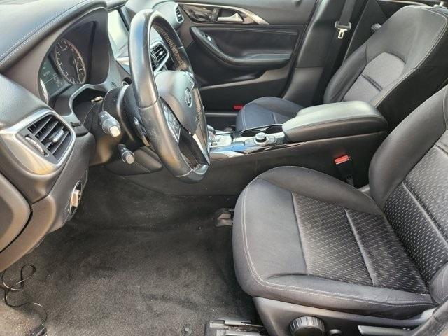 Infiniti QX30 Base 2018