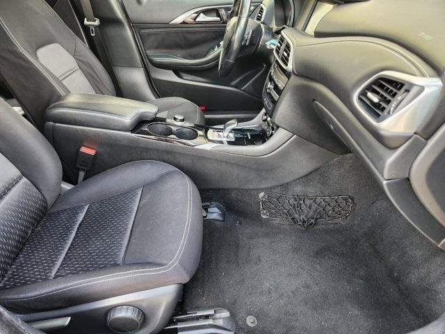 Infiniti QX30 Base 2018