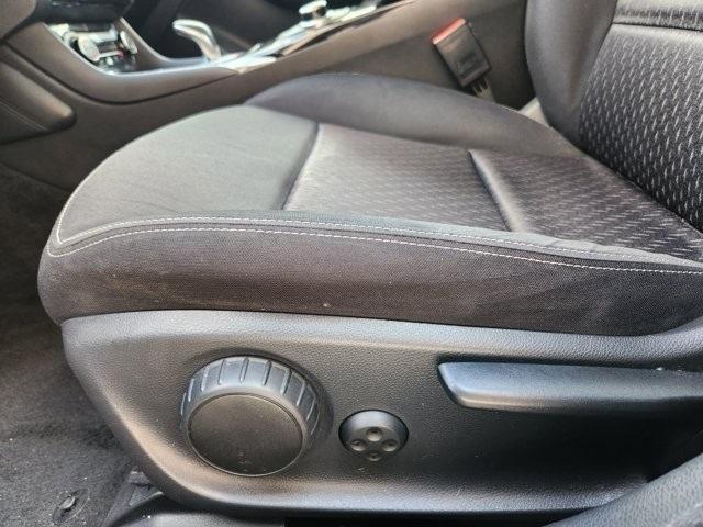 Infiniti QX30 Base 2018