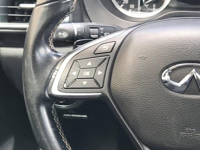 Infiniti QX30 Base 2018