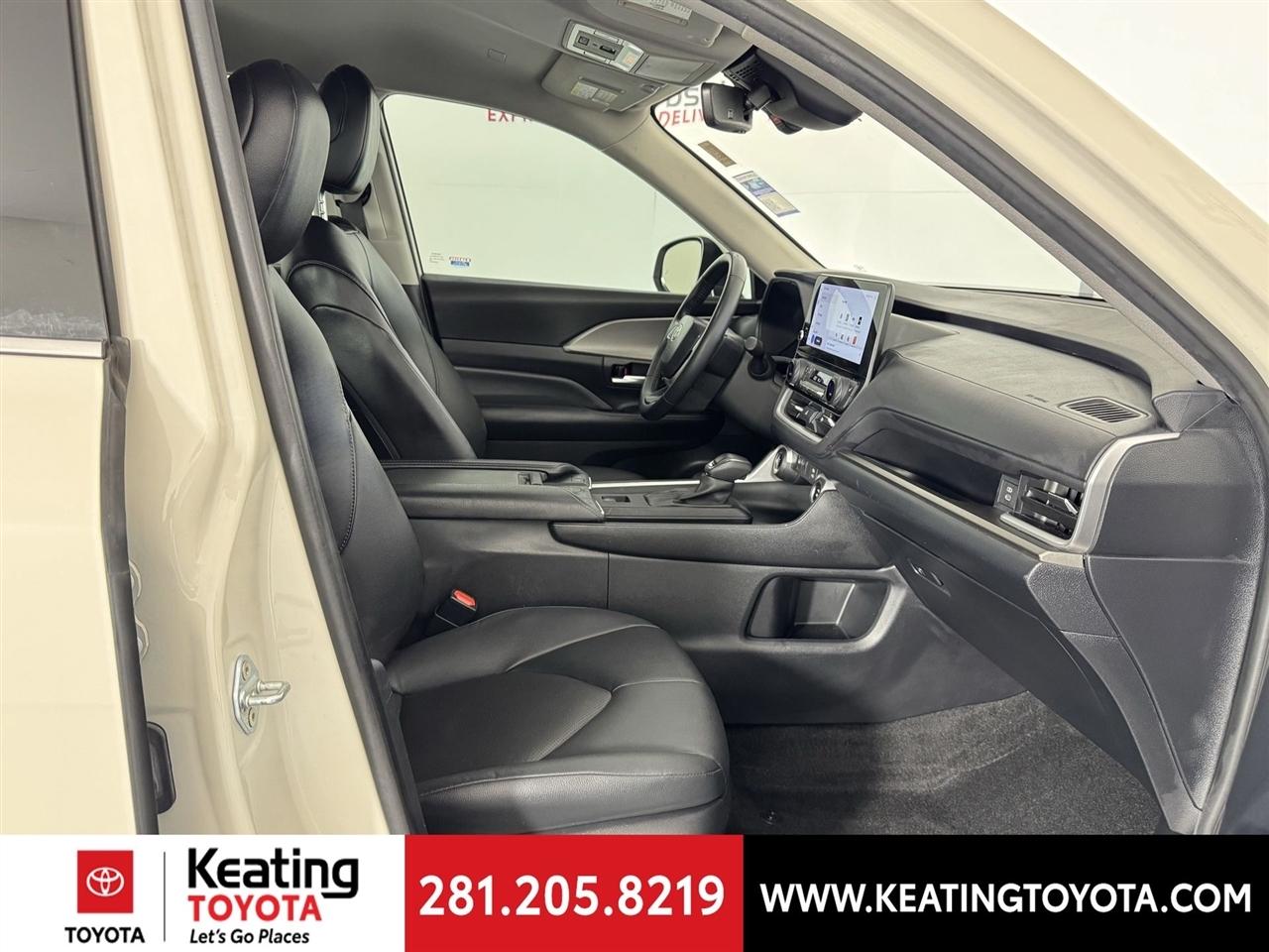 Toyota Grand Highlander XLE AWD 2024