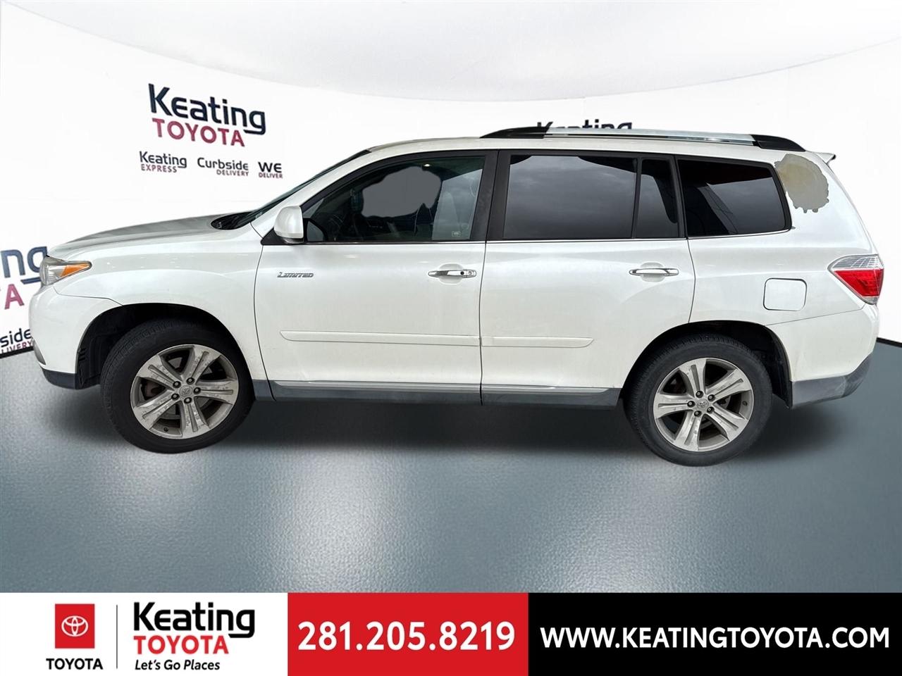 Toyota Highlander Limited 2WD 2011