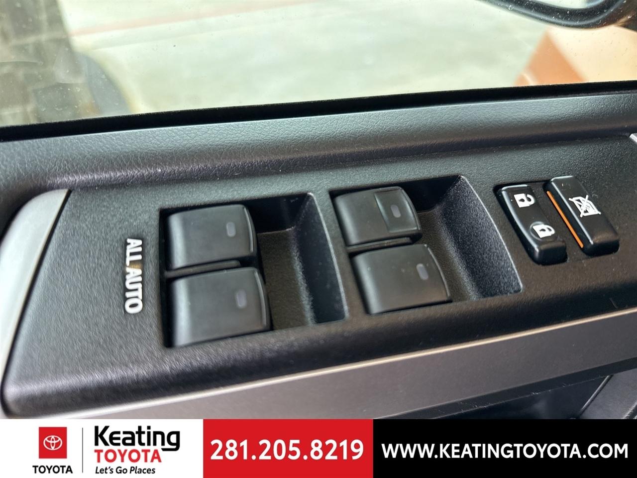 Toyota 4Runner SR5 Premium 4WD 2023