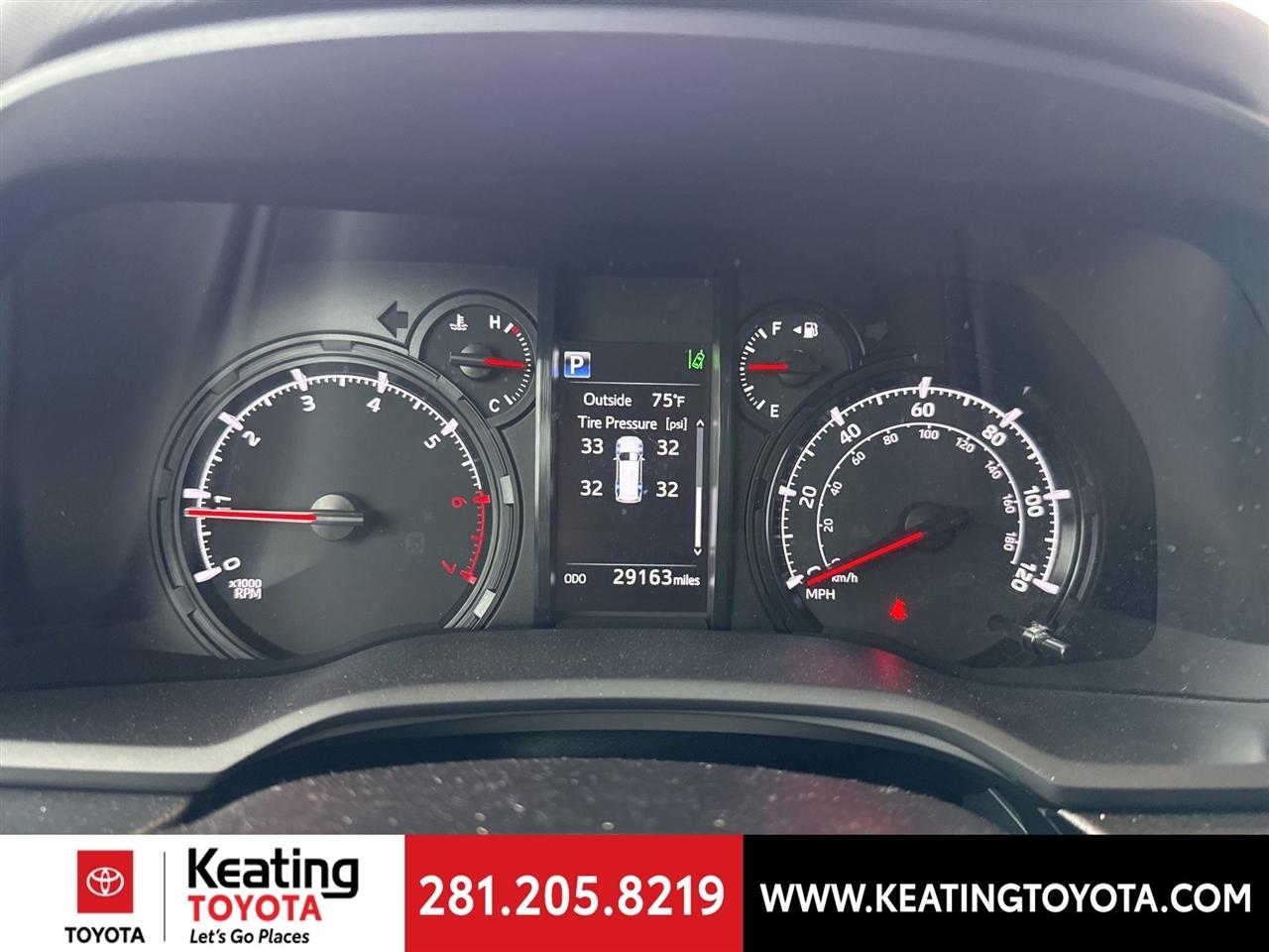 Toyota 4Runner SR5 Premium 4WD 2023