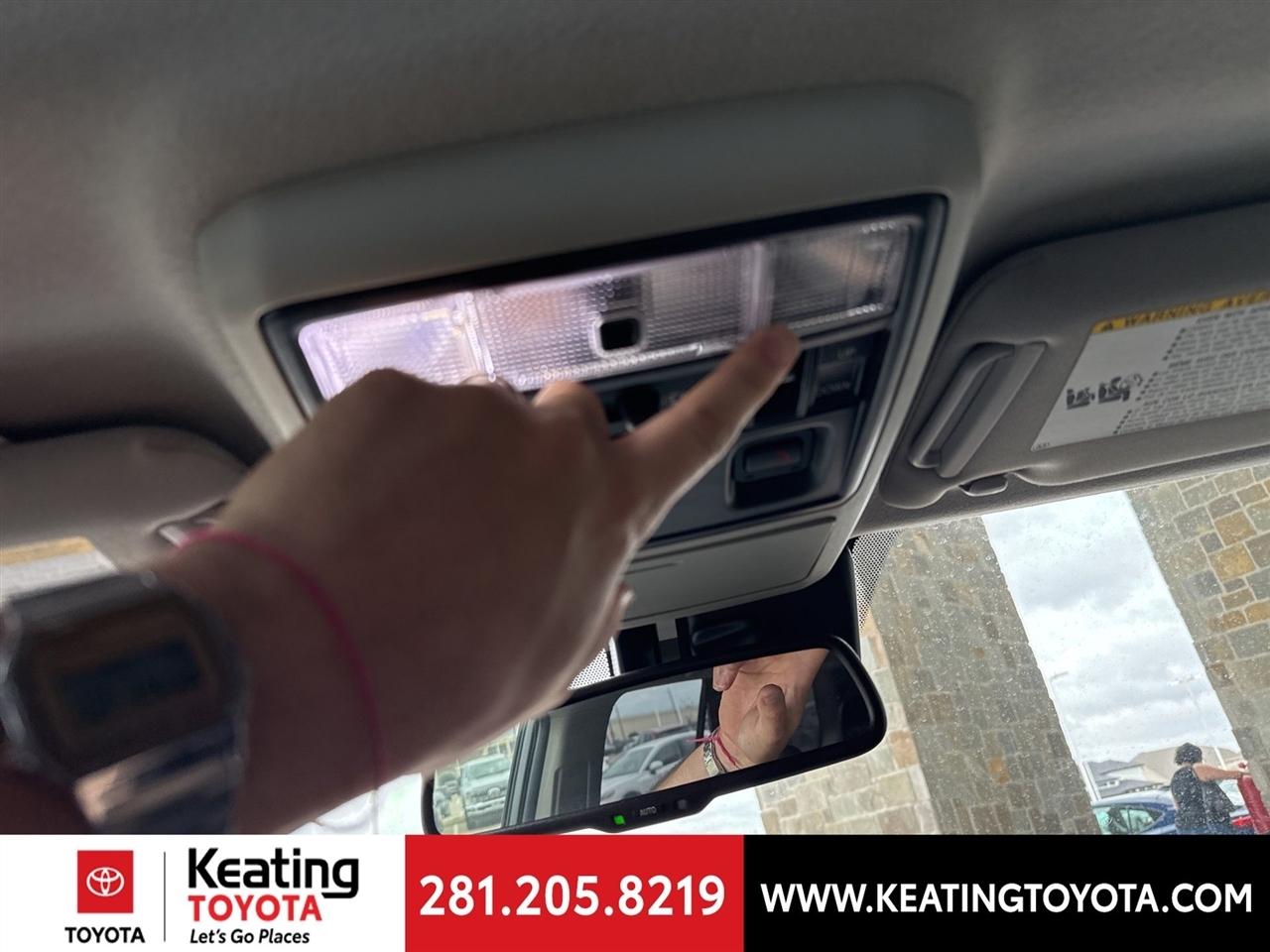 Toyota 4Runner SR5 Premium 4WD 2023