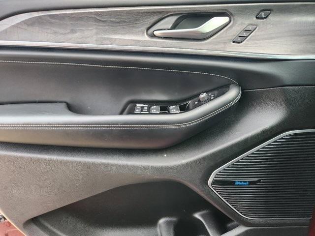 Jeep Grand Cherokee L Overland 4WD 2022