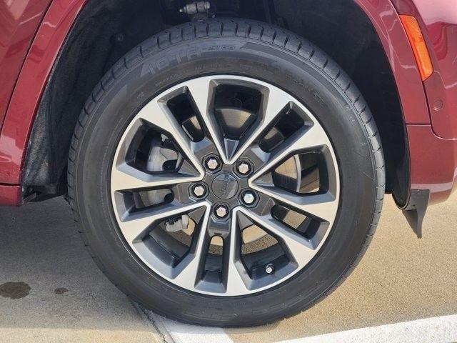 Jeep Grand Cherokee L Overland 4WD 2022