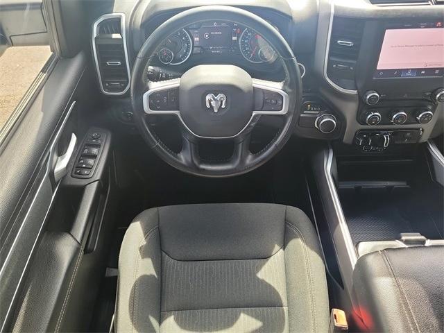 RAM 1500 Big Horn Crew Cab SWB 2WD 2022