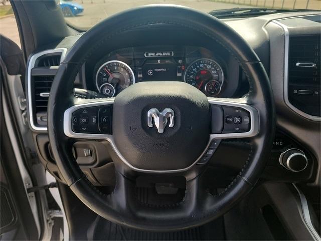 RAM 1500 Big Horn Crew Cab SWB 2WD 2022