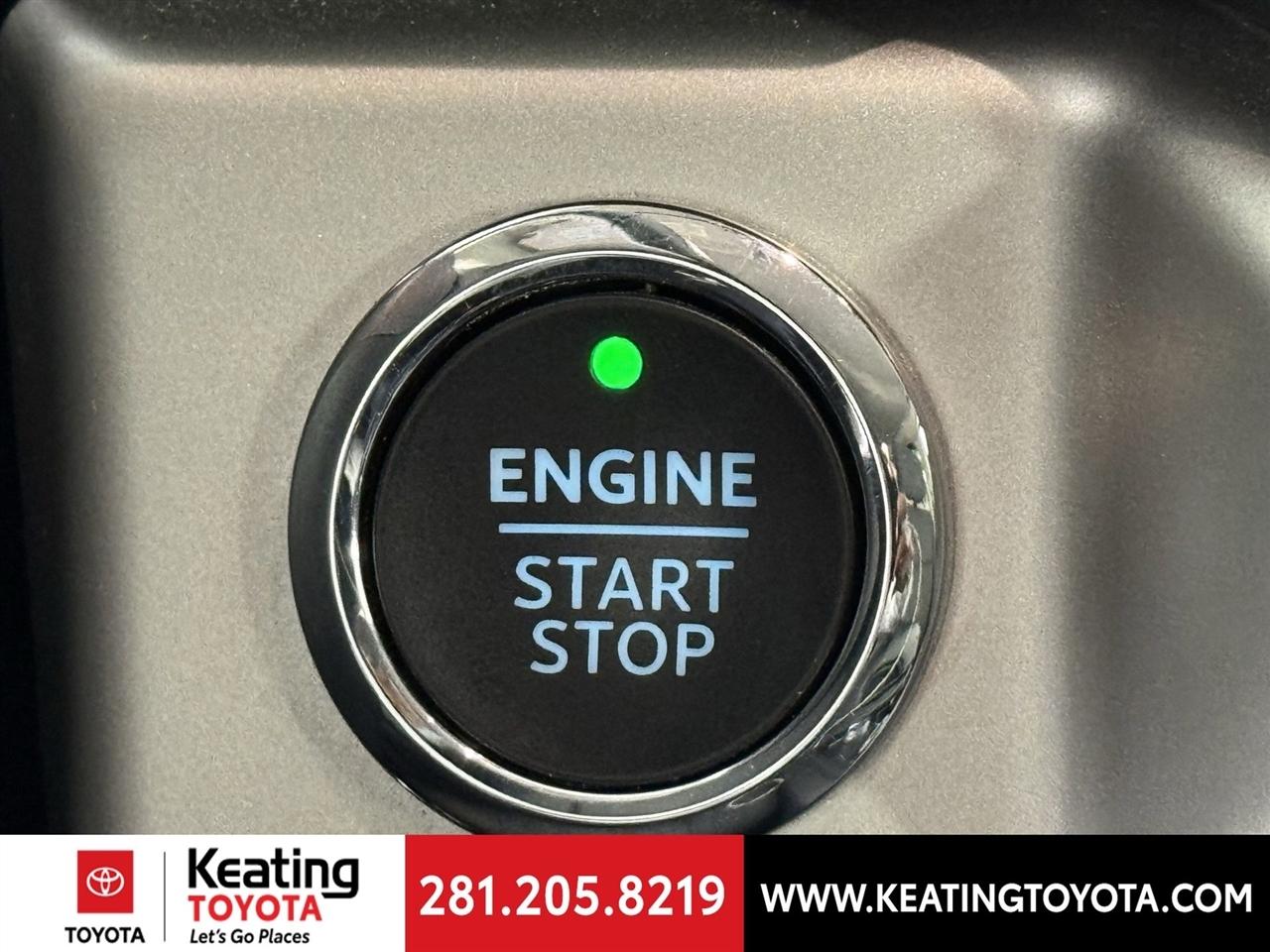 Ford Expedition XLT 4WD 2024