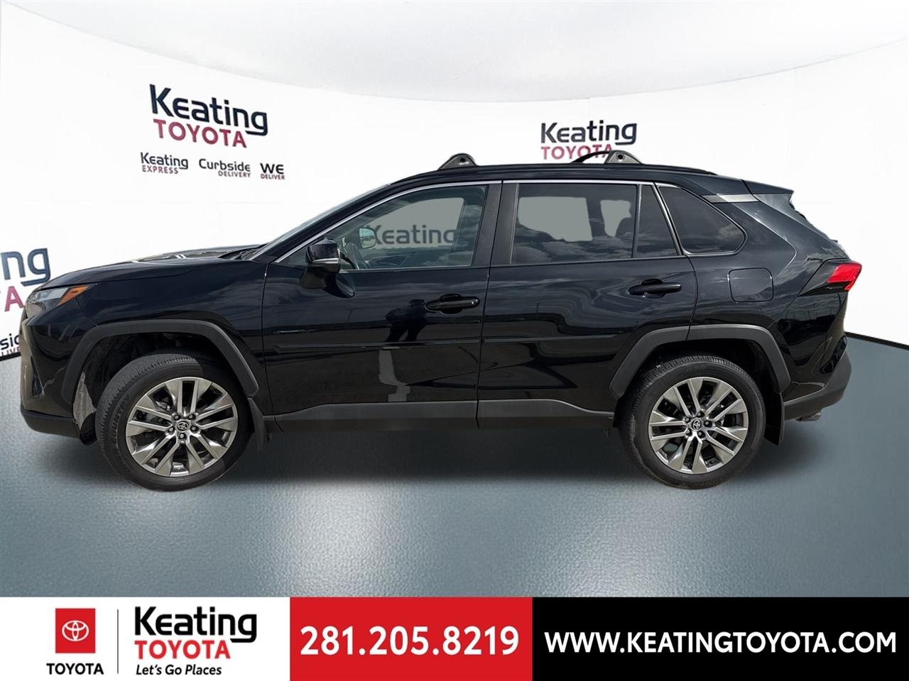 Toyota RAV4 XLE Premium AWD 2022