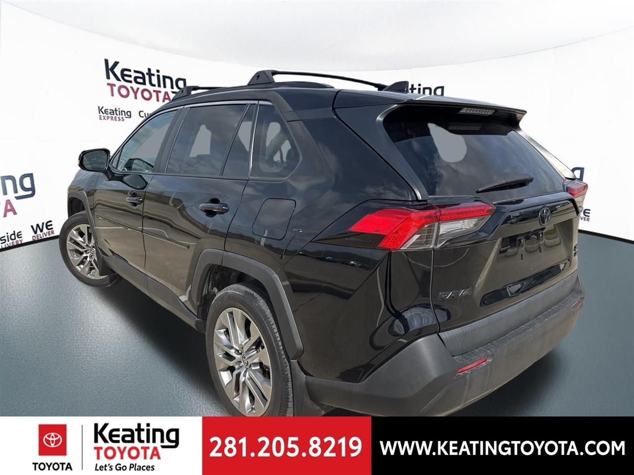 Toyota RAV4 XLE Premium AWD 2022