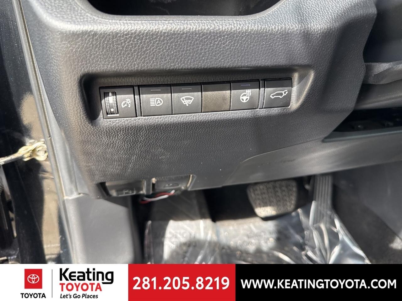 Toyota RAV4 XLE Premium AWD 2022