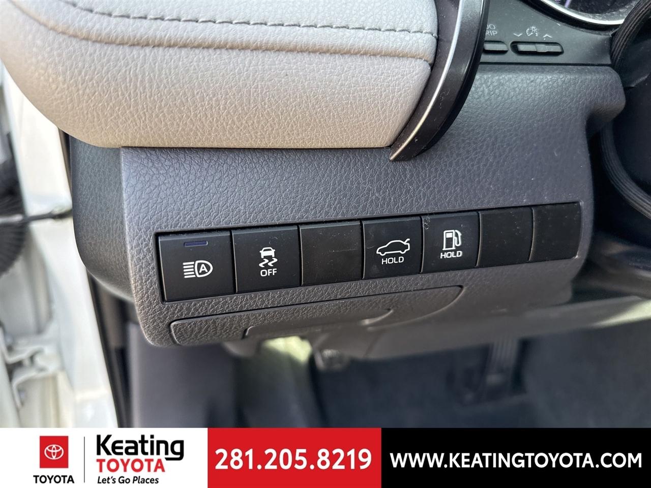 Toyota Camry LE 2023