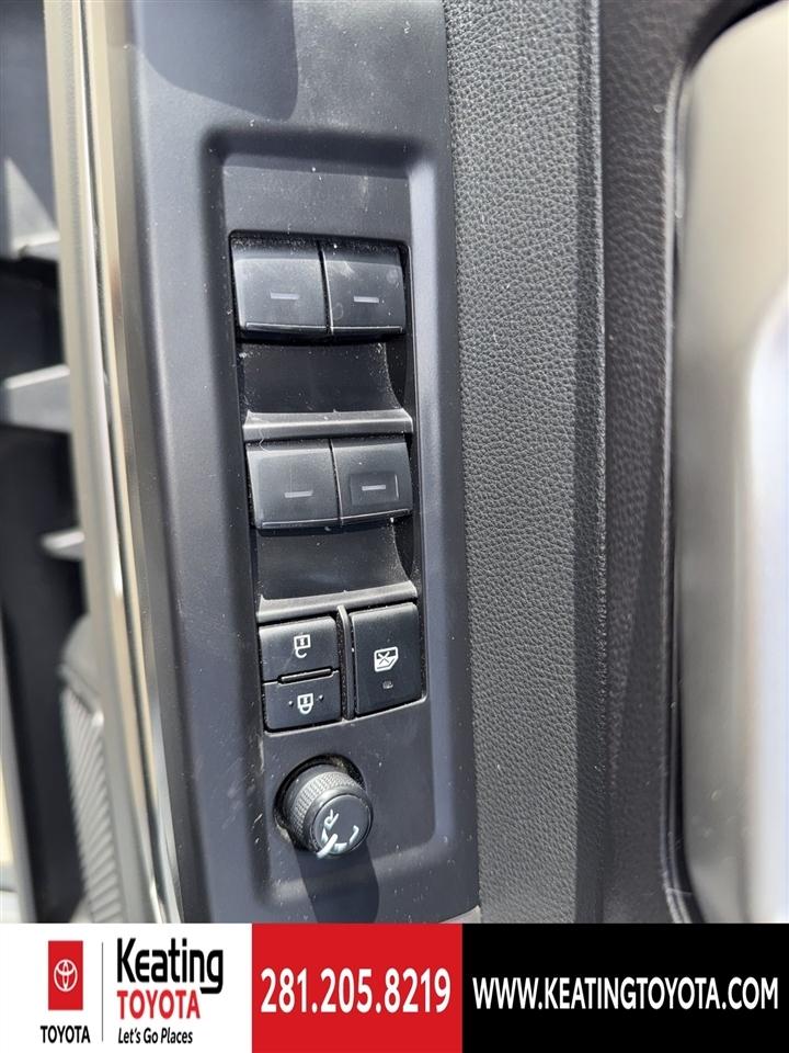 Toyota Tundra SR5 CrewMax 2WD 2024