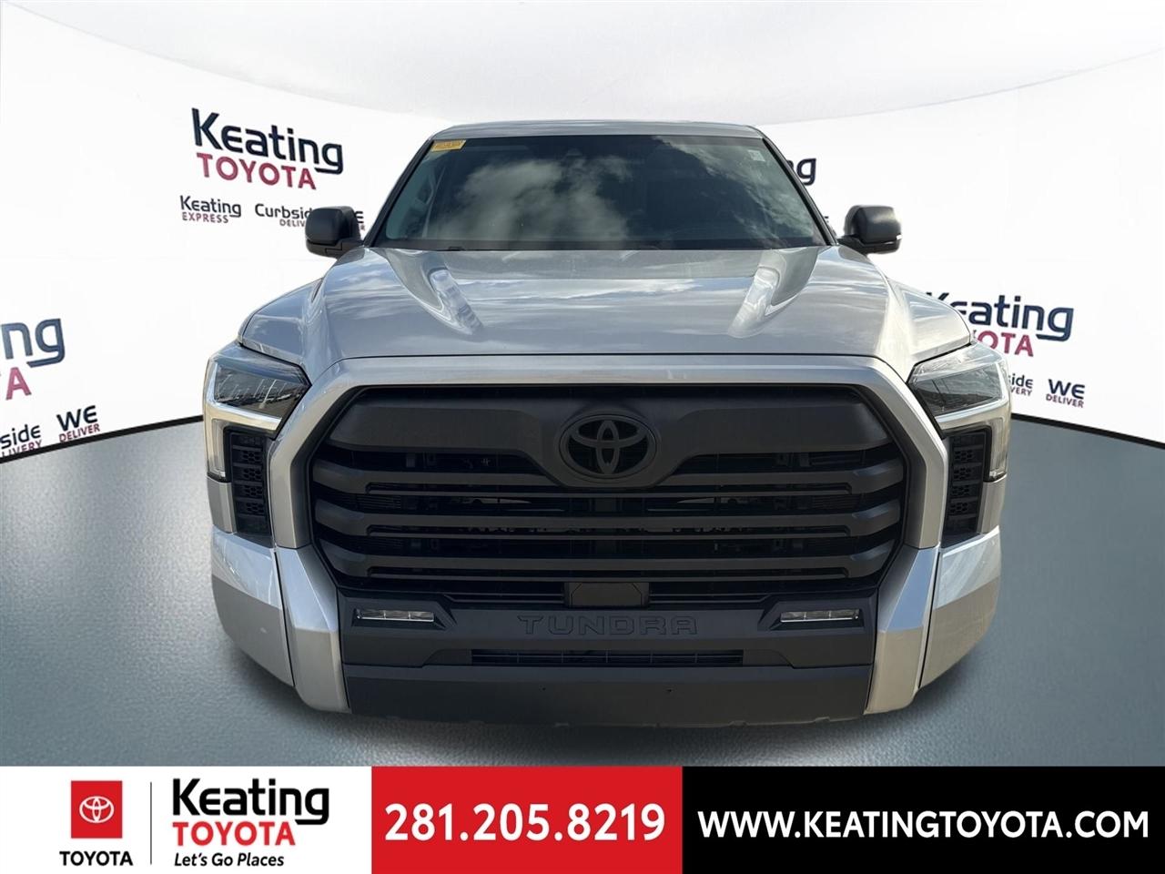 Toyota Tundra SR5 CrewMax 2WD 2024