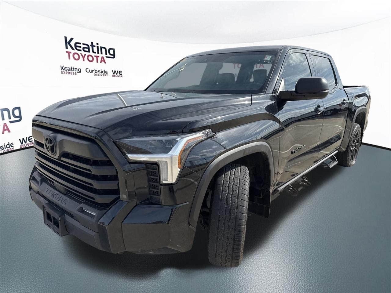 Toyota Tundra SR5 CrewMax 2WD 2025