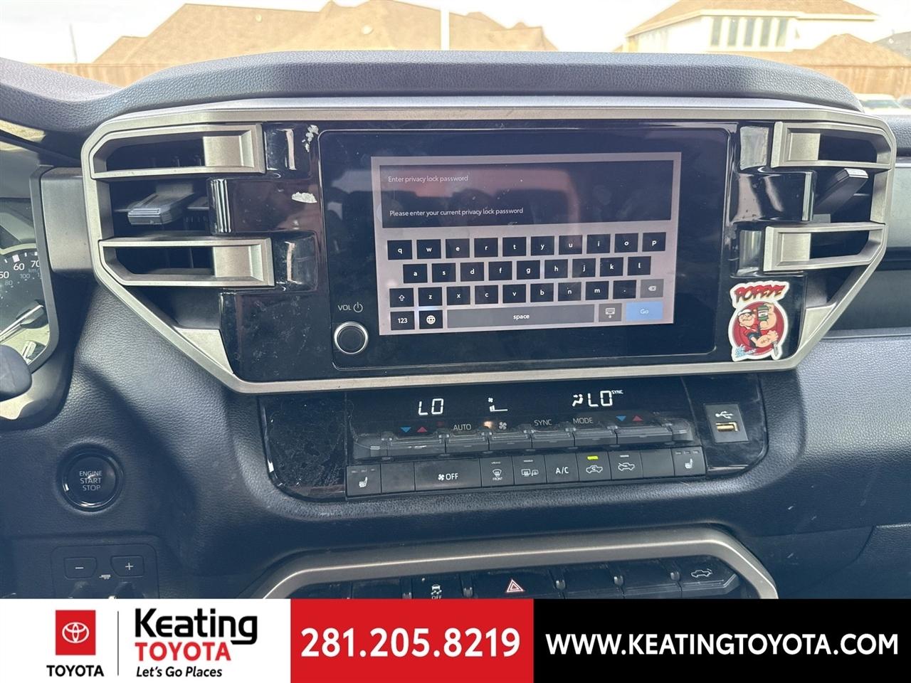 Toyota Tundra SR5 CrewMax 2WD 2025