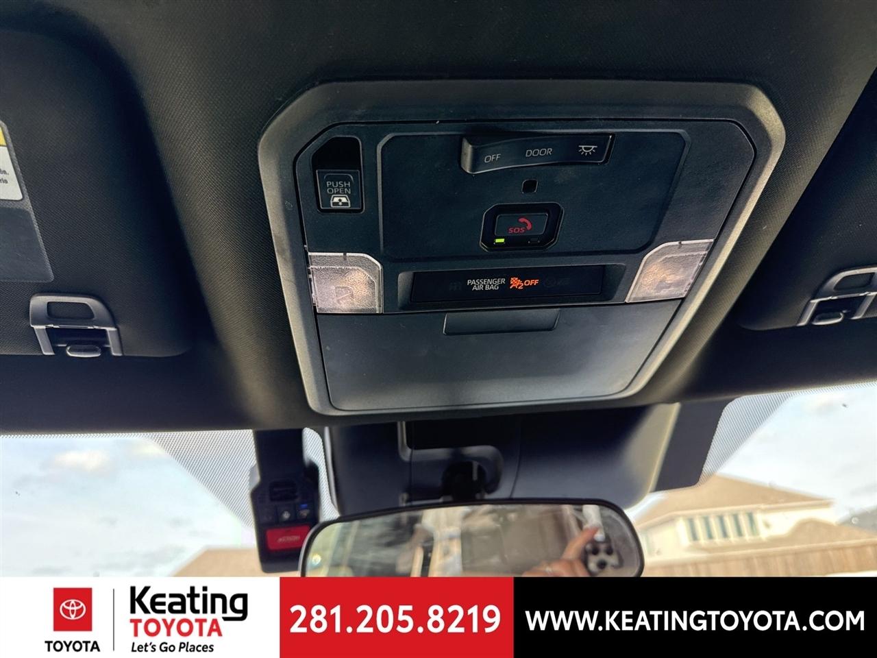 Toyota Tundra SR5 CrewMax 2WD 2025