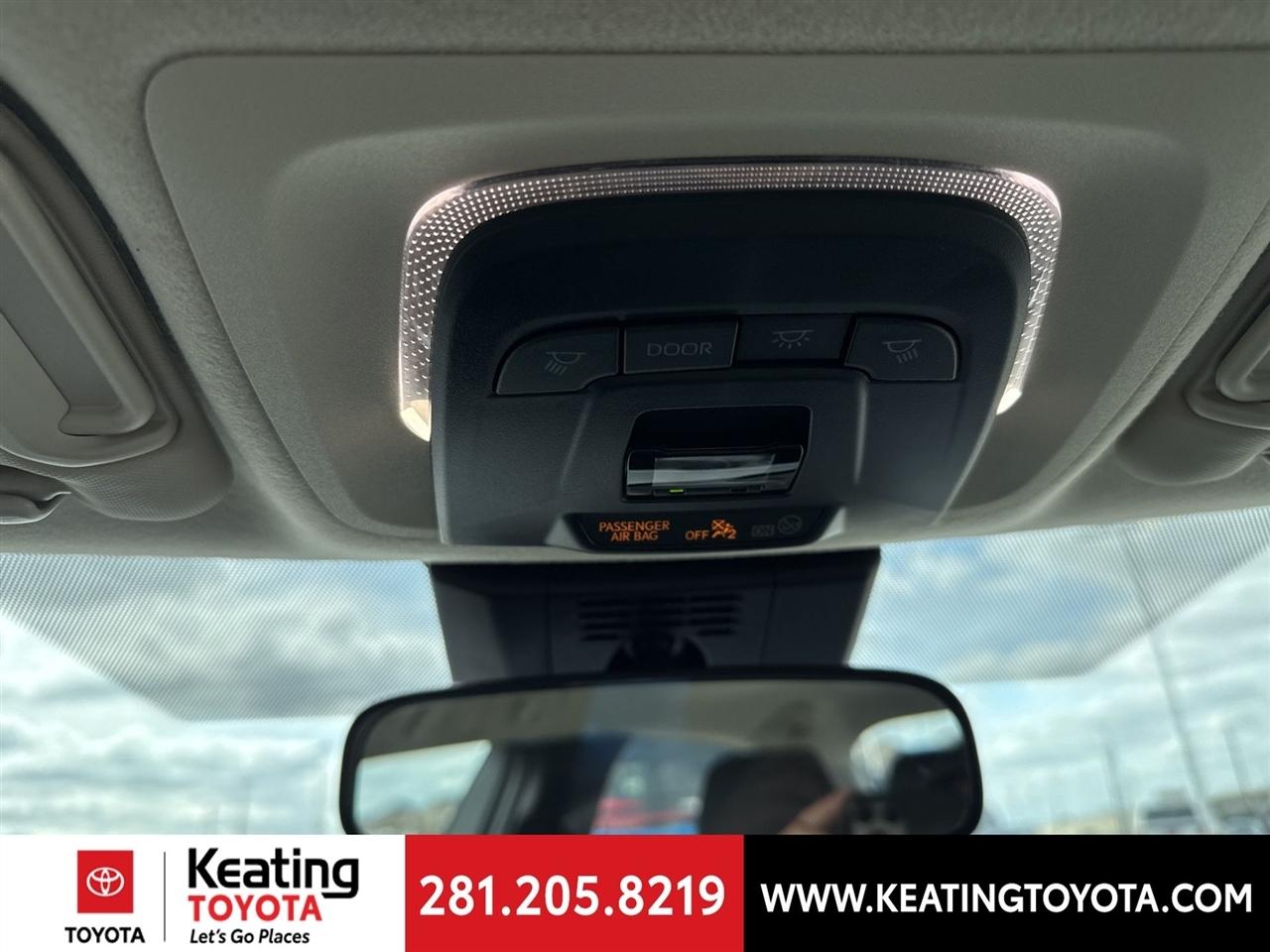 Toyota Corolla LE 2025