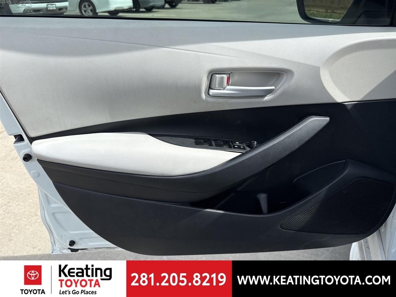 Toyota Corolla SE Hatchback 2020