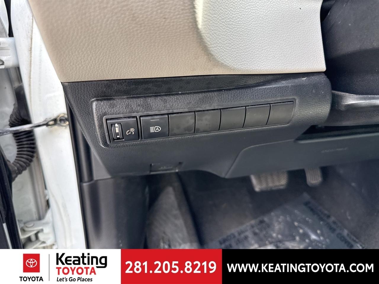 Toyota Corolla SE Hatchback 2020