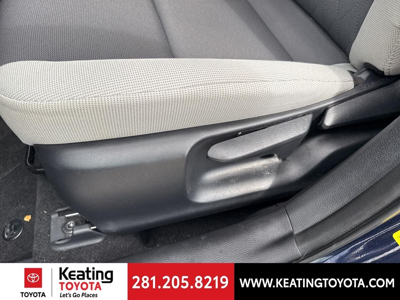 Toyota Corolla LE 2024