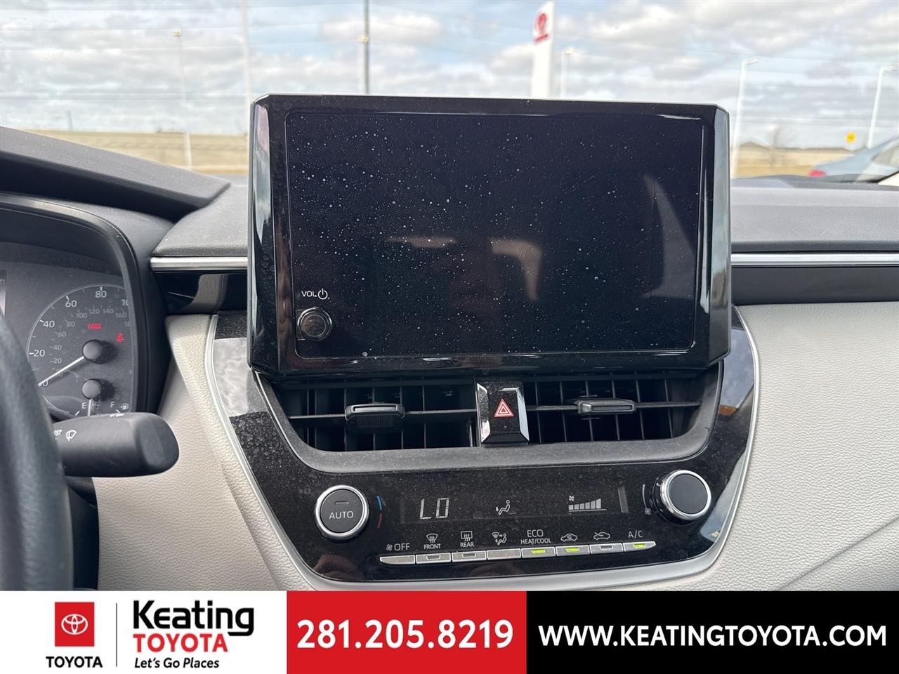 Toyota Corolla LE 2024