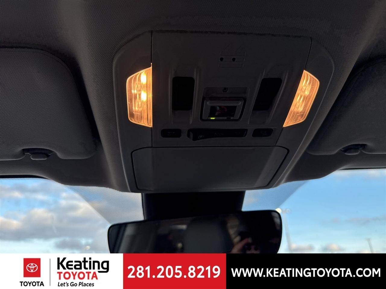 Toyota Highlander XLE FWD V6 2021