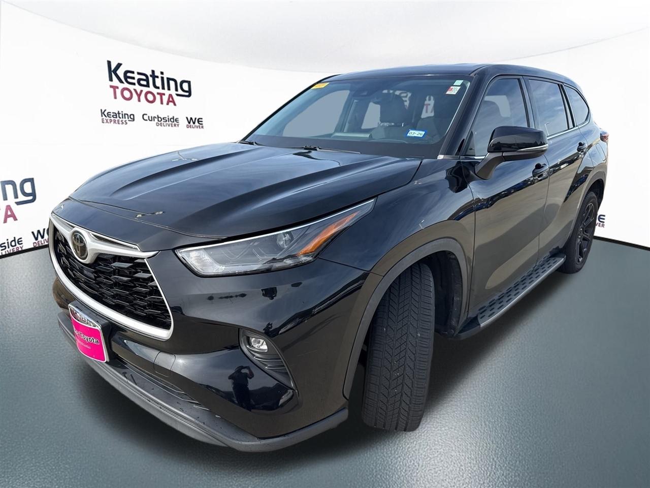 Toyota Highlander LE FWD V6 2022