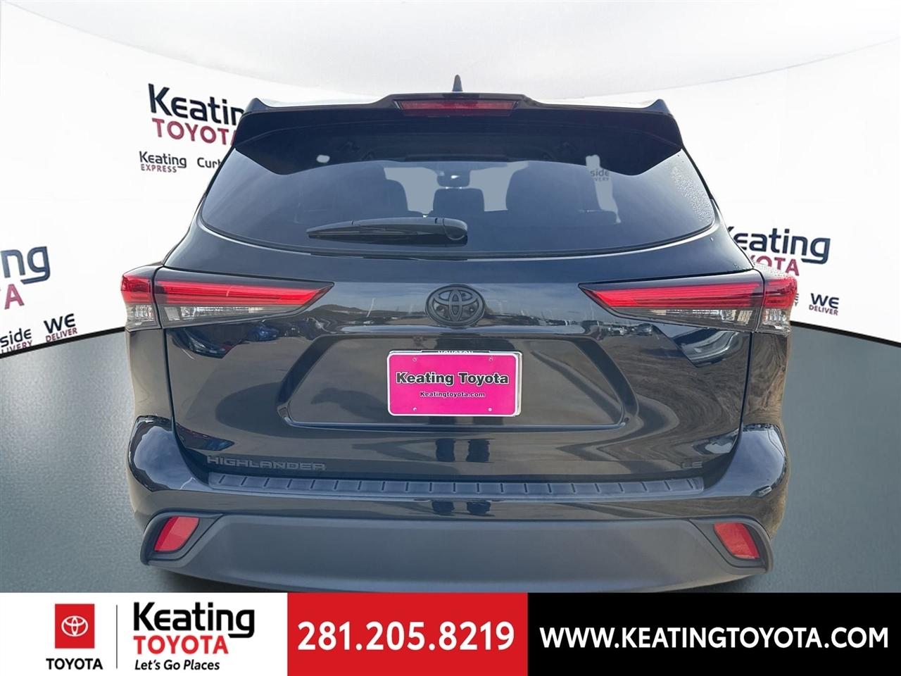 Toyota Highlander LE FWD V6 2022