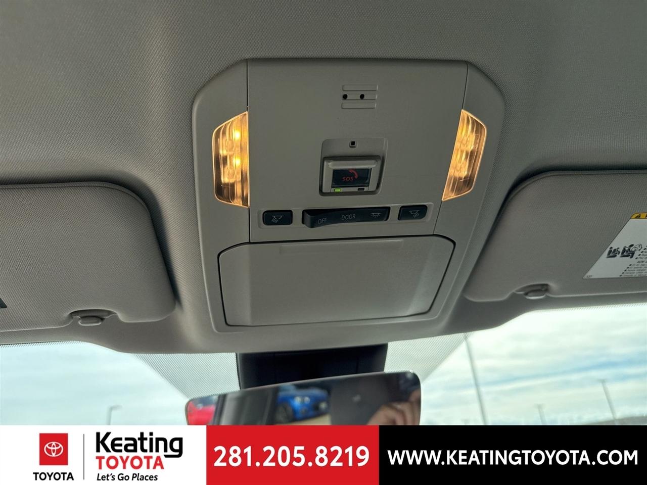 Toyota Highlander LE FWD V6 2022