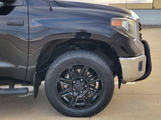 Toyota Tundra SR5 5.7L V8 CrewMax 4WD 2019