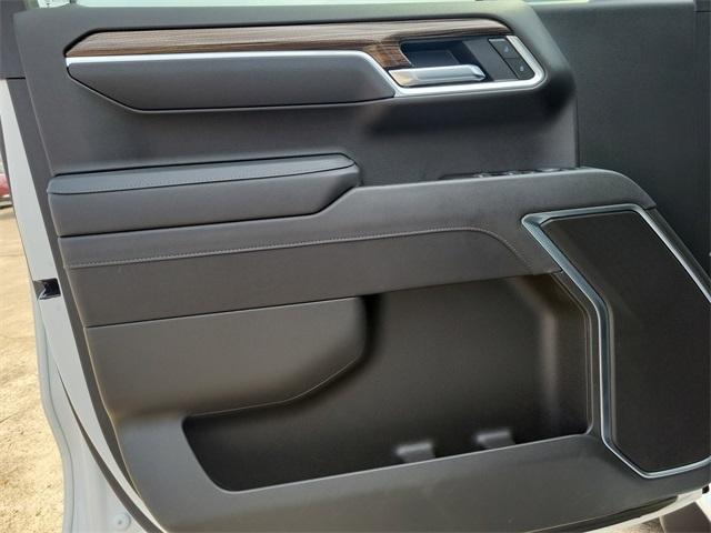 Chevrolet Silverado 1500 LT Crew Cab 2WD 2025