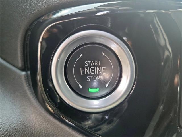 Chevrolet Silverado 1500 LT Crew Cab 2WD 2025