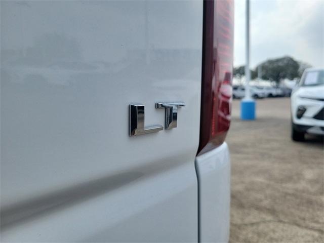 Chevrolet Silverado 1500 LT Crew Cab 2WD 2025