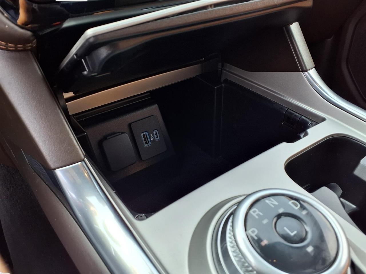 Ford Explorer King Ranch 2022