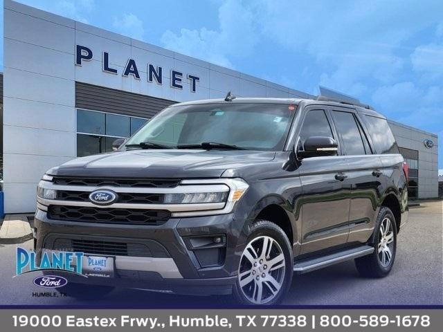 Ford Expedition XLT 2022
