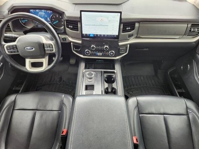 Ford Expedition XLT 2022