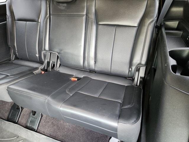 Ford Expedition XLT 2022