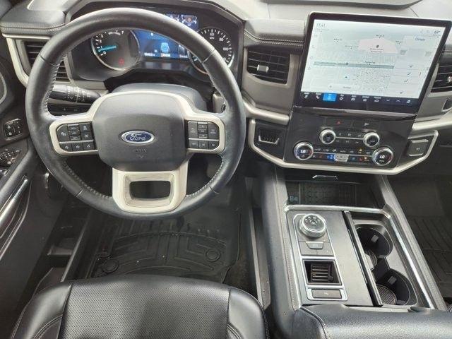 Ford Expedition XLT 2022