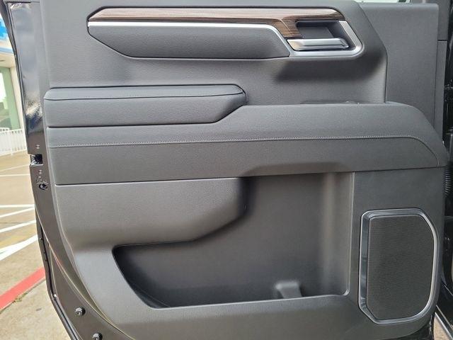 Chevrolet Silverado 1500 LT Crew Cab 4WD 2026