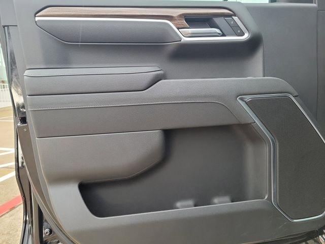 Chevrolet Silverado 1500 LT Crew Cab 4WD 2026